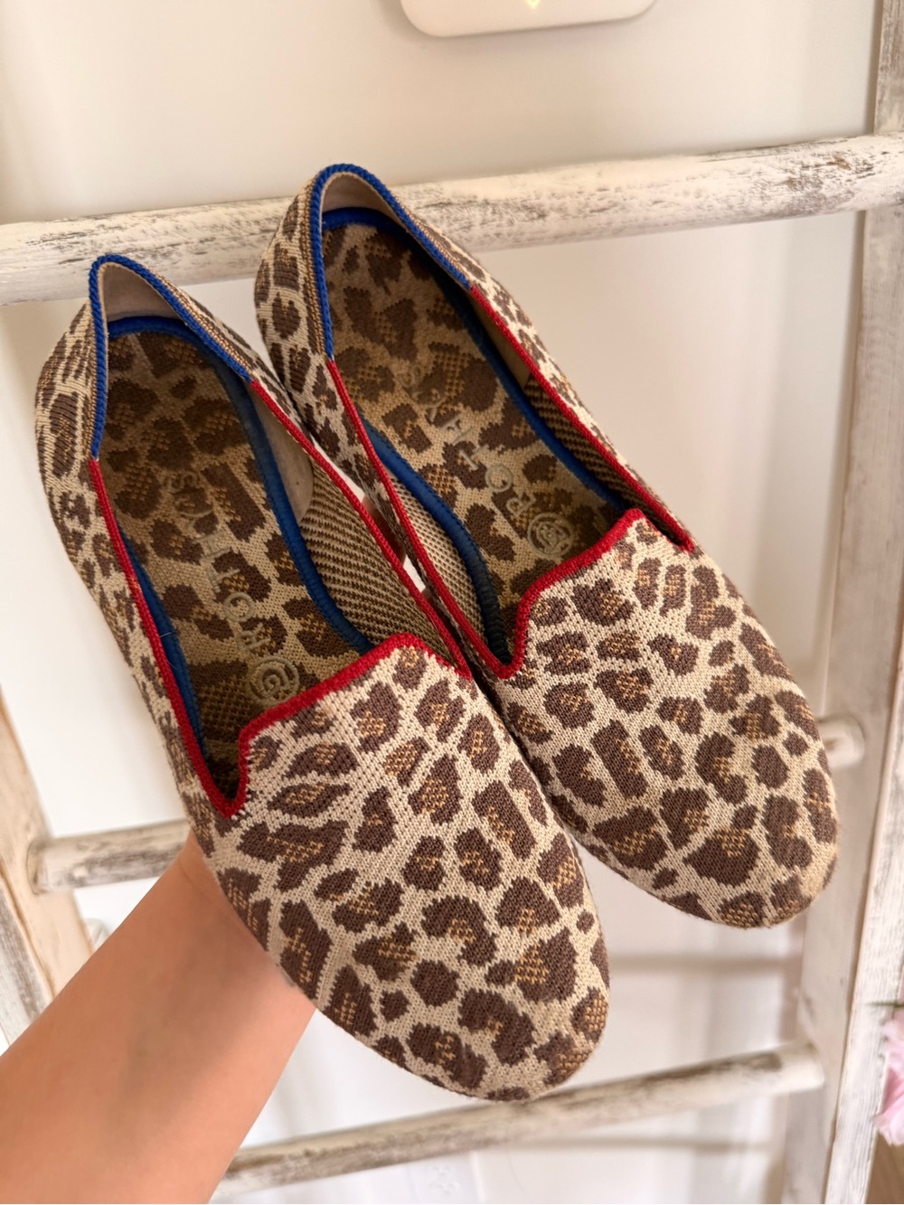 Rothy’s Mocha Spot Leopard Print Loafer Flats US 8.5 round toe animal print EUC